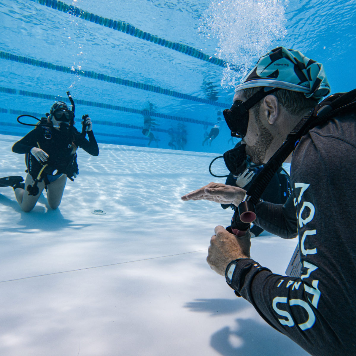 courses classes instructor open water ocean pool students certification scuba diver scuba dive aquatics international
